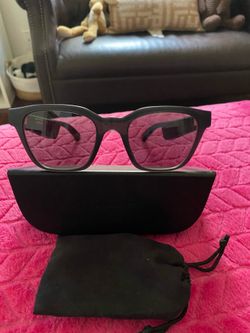Authentic Bose frames ready to enjoy music free hands calls