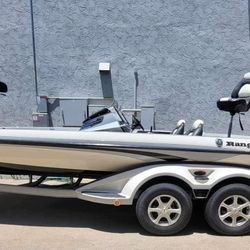 2014 Ranger z521c Bass Boat 