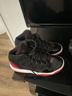 Jordan’s size 4 youth