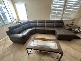 Living room furniture set and TV