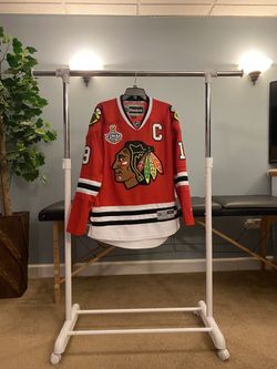 Jonathan Toews Jersey