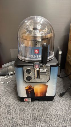 Illy cold brew machine