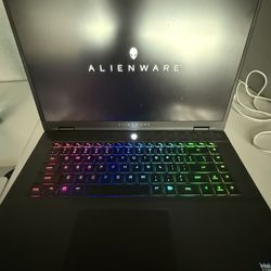 Alienware M16 R2