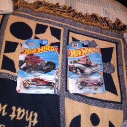 Two Hot Wheels"R O D S Q U A D./R O D G E R D O D G E R"