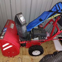 27' Troy Bilt Snow Thrower 