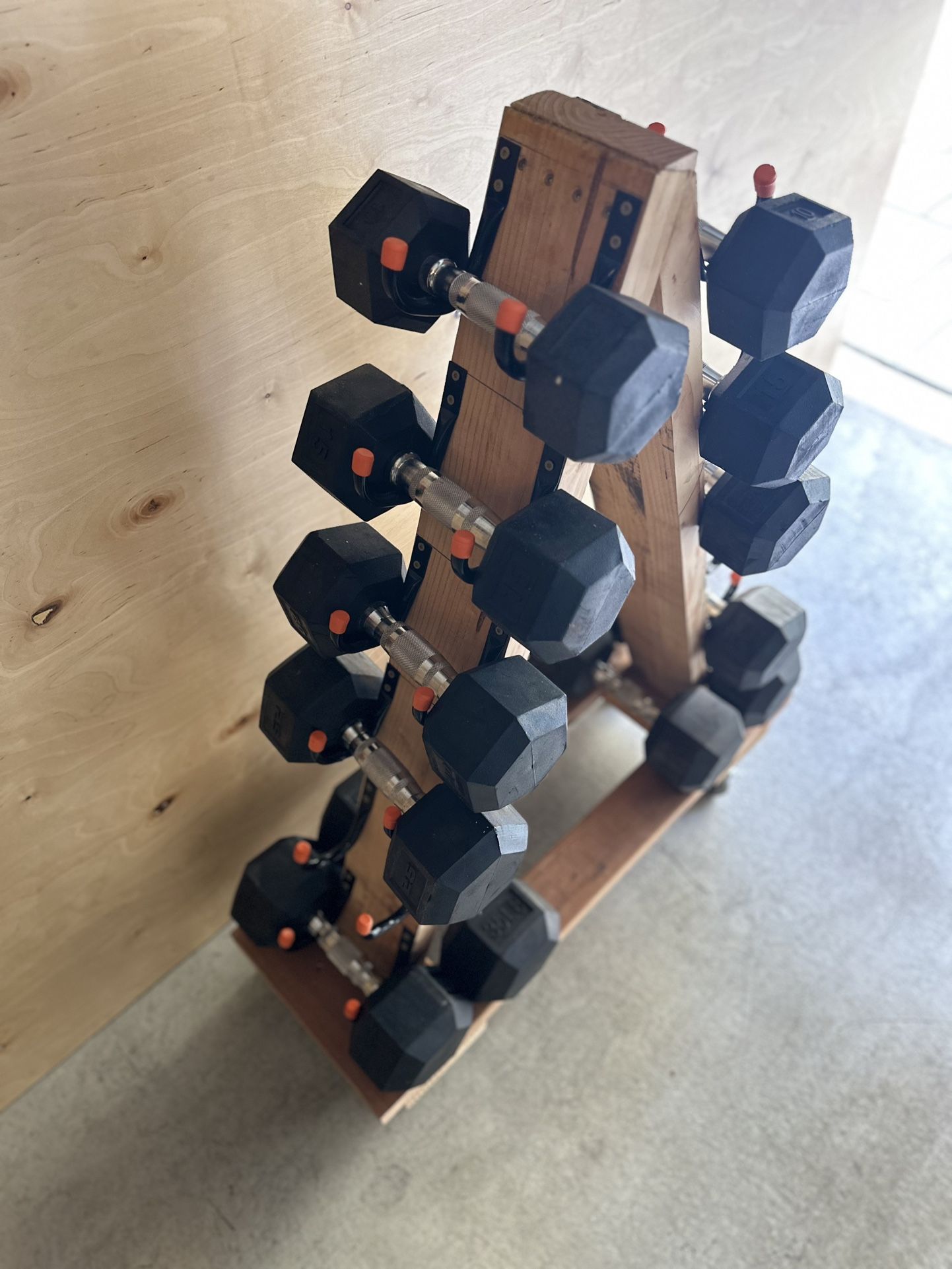 Dumbell Set with Wooden Rack on wheels 