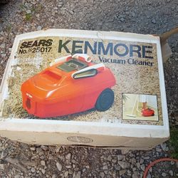 Kenmore Vacuum Cleaner Works Great 