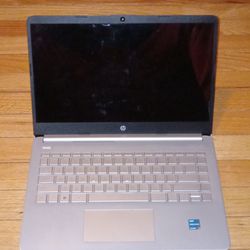 14 Inch HP Laptop (Accepting Offers)