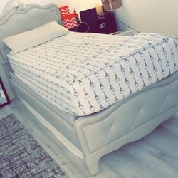 Twin Bed