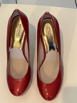 Hot Michael Kors patent red lonna platform pumps • 8M • 4 in heel