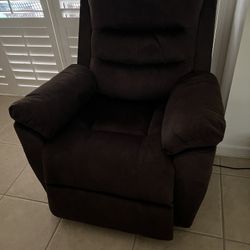 Recliner chair (lazy boy)