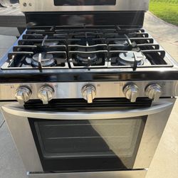 Lg Stove 5 Burners