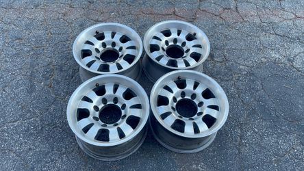 Set of Four 16x8 inch Aluminum Aftermarket Wheels 8x6.5 inch