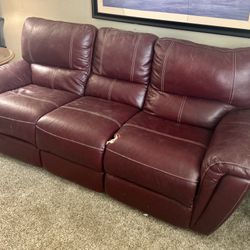 Leather Couch With 2 Recliners