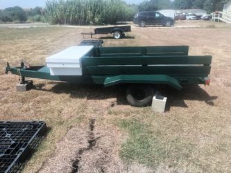 Green Single-Axle Utility Trailer
