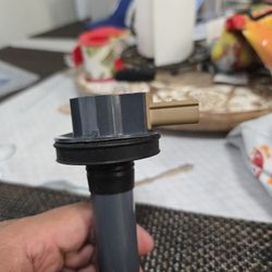 Brand new ignition coils — never installed, no box (Amazon return store find).
Perfect fit for Ford 3.5L EcoBoost engines.

 