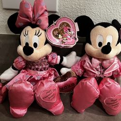 💕NEW RARE 2008 XOXO Valentines Day 💘 Mickey & Minnie Mouse Disney Pink Plush Set