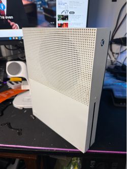 Xbox One S White Console – AS IS / Repair 🎮