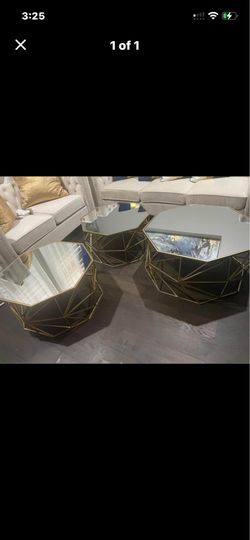 Beautiful gold console coffe table and ends table