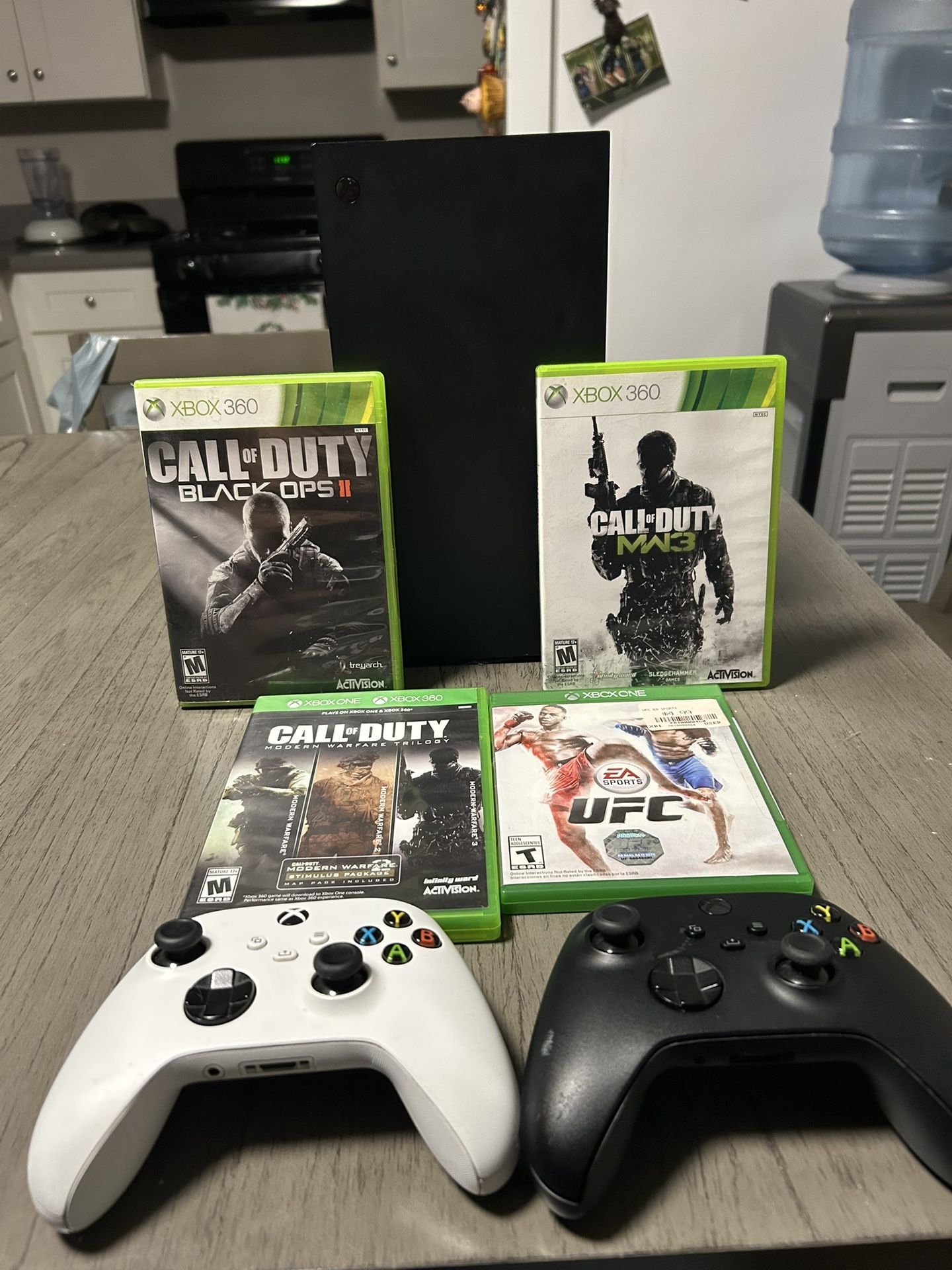 Xbox Series X w/ Games, 2 Controllers