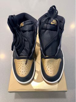 Jordan 1 high (Black and gold) - Size 7 men’s