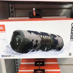 JBL Charge 5 Portable Bluetooth Speaker