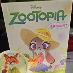 Disney Zootopia Romantic Flower Basket pendant blind box 