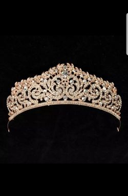 gold tiara