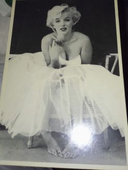 Marilyn Monroe Postcards 10 Of Them 