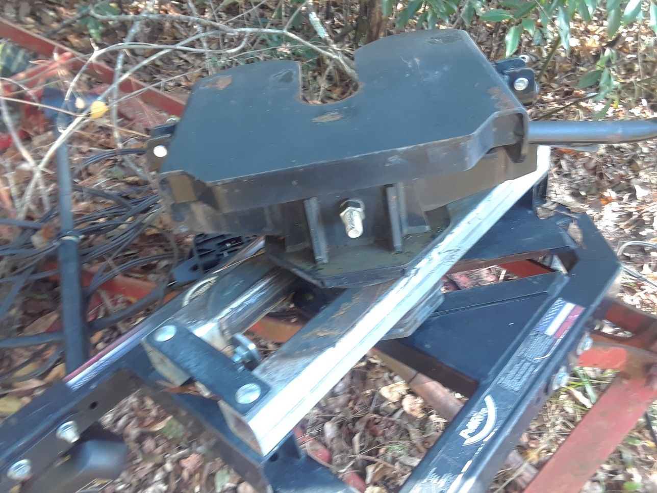 Pull right fifth wheel