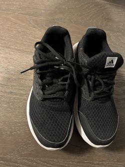 Adidas cloudfoam unisex shoes - size 7