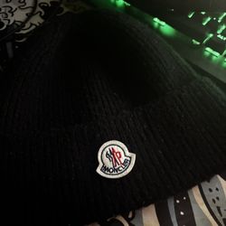 moncler beane