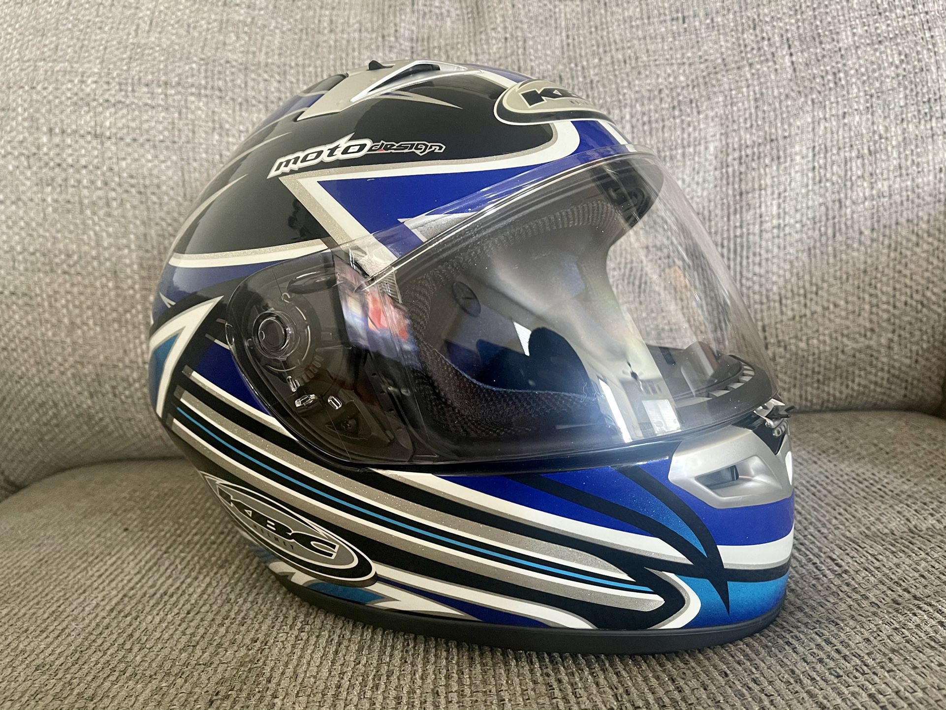 KBC Moto Design Mirage VR-2 Dual Internal Vent System Helmet M 57-58 cm