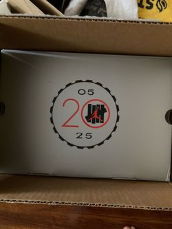 Nike Air Jordan 4 Undefeated
