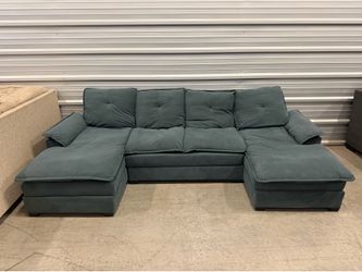 FREE Local Delivery 🚚 - 3 pcs sectional couch sofa set