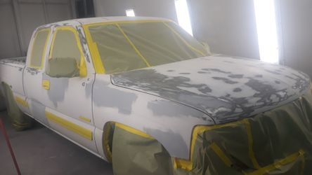 Auto paint & body shop