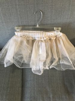 Hot Topic Beige Tulle ballerina style mini skirt, glow in the dark!!!