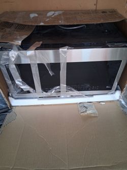 Samsung Microwave New In The Box.