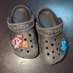 Toddler Crocs Size 7