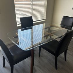 Glass Table, with 4 Leather Chairs