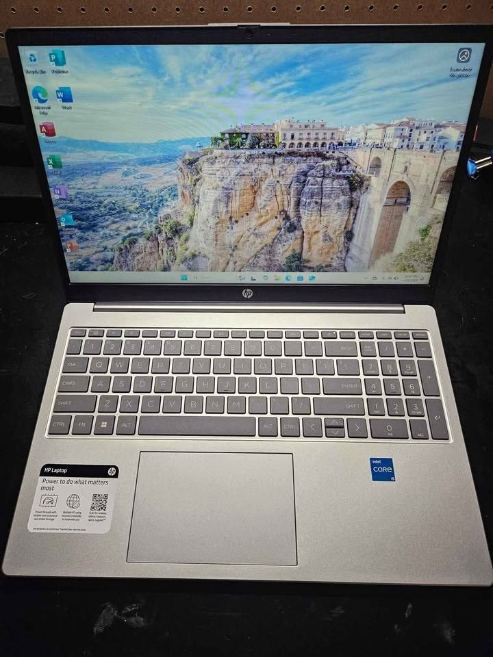 2024 HP Touchscreen Laptop w/ Microsoft Office