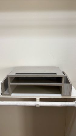 Desk organizer