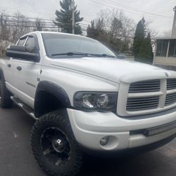 2004 dodge ram 1500 slt 4x4