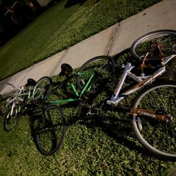 FREE 4 Bicycles and 2 Scooters on The Sidewalk As Is