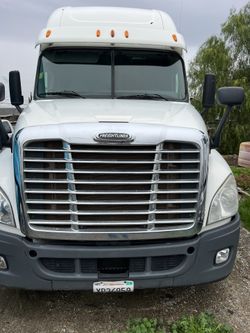 2012 Frieghtliner Cascadia Cummins ISX