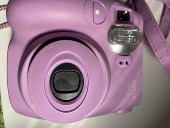 DEALS Polaroid Camera With Case! I Could Take Deals!!