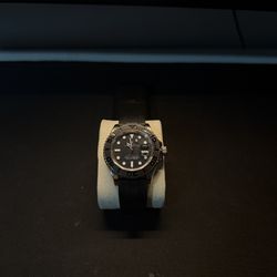 (Zoom in) Luxury Watch - Rose Gold & Black - Rubber strap