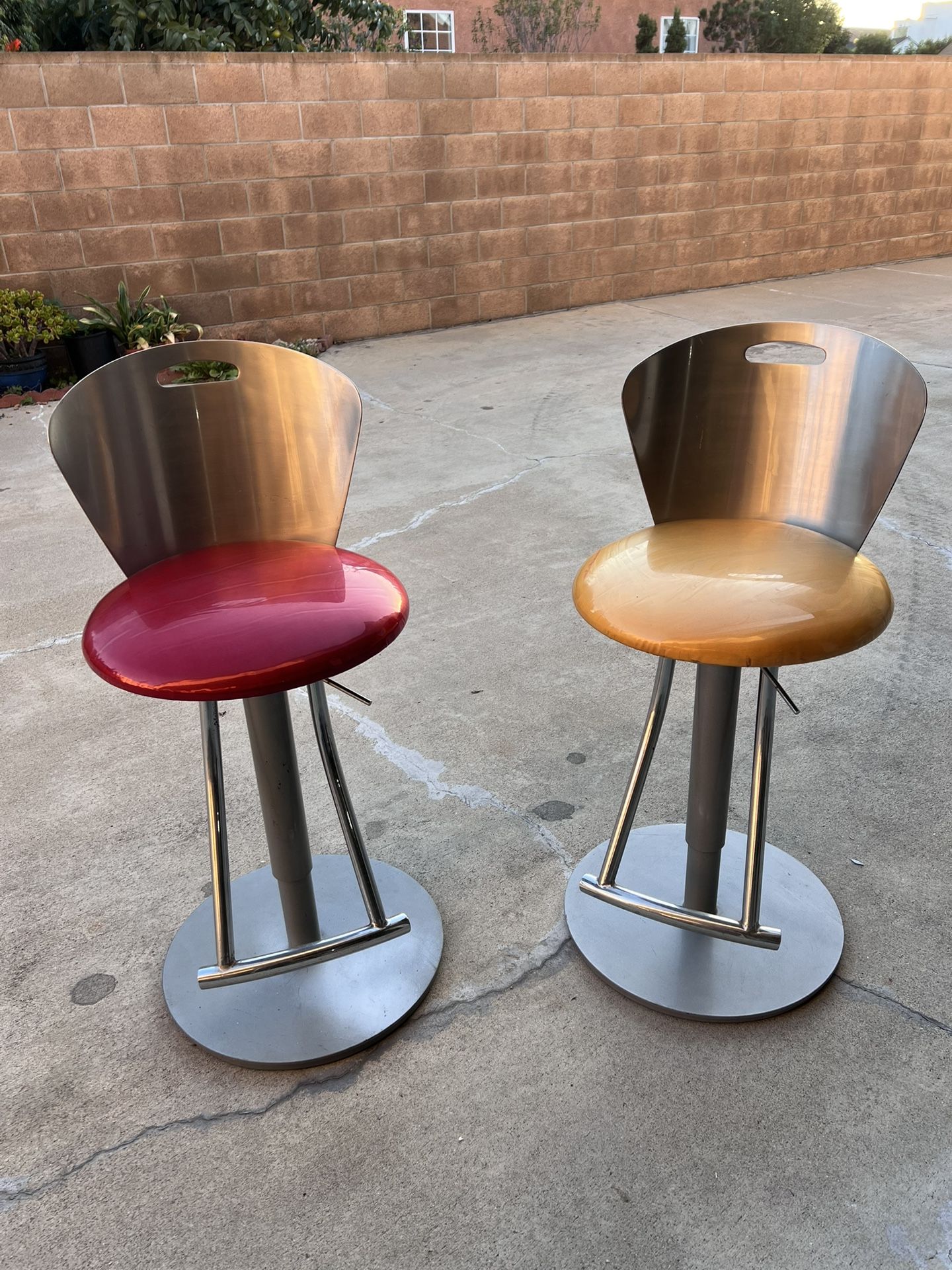 2 Bar Stools (Adjustable Height)