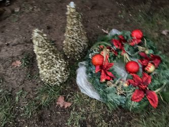 A Big, Beautiful, Decorated Christmas Wreath, With Two Ornaments ( All For$30) ( NO SHIPPING)