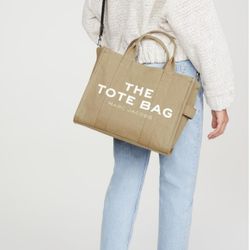 Marc Jacobs The Tote Bag

